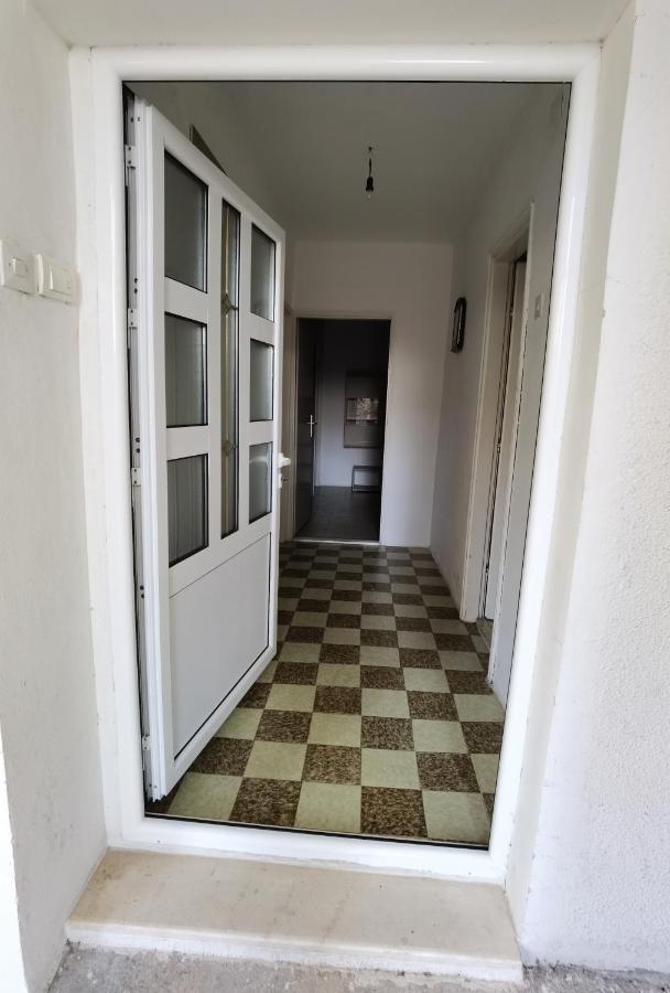Nikolic Apartmani Bar Exterior foto