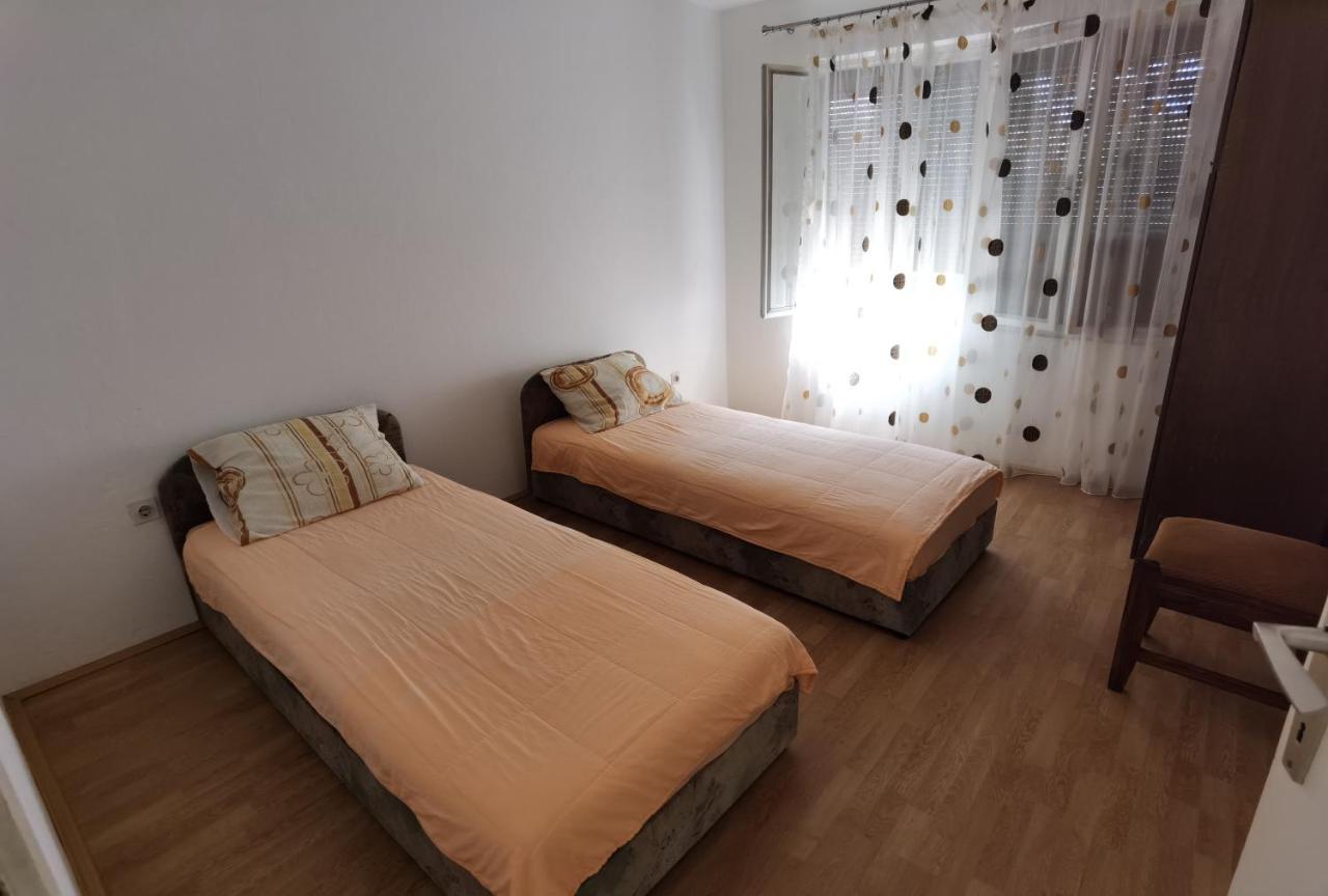 Nikolic Apartmani Bar Exterior foto